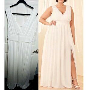 Lulu's Elegant White Wedding Dress